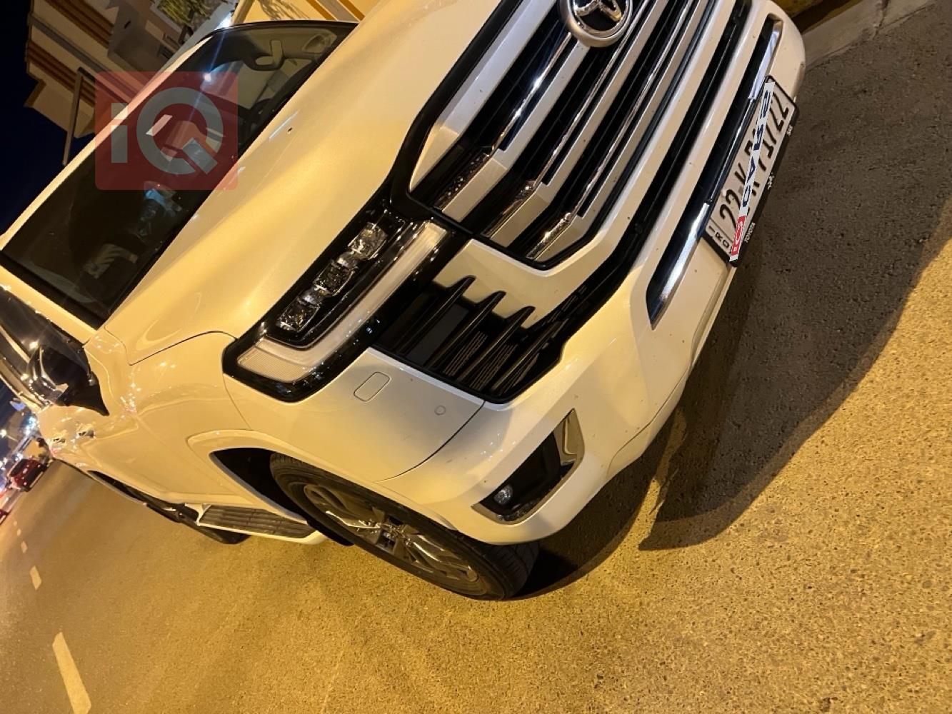 تويوتا لاندكروزر